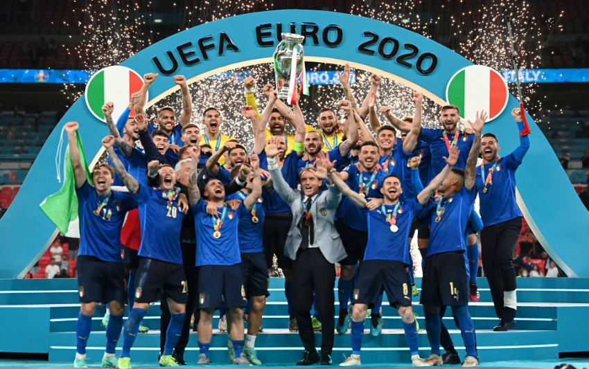 Sơ lược về đội tuyển xanh da trời Italia